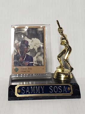 Sammy Sosa Baseball Trophy Display - Gold & Blue 1992